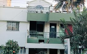 Cherry On The Top Homestay With Ac In One Bedroom